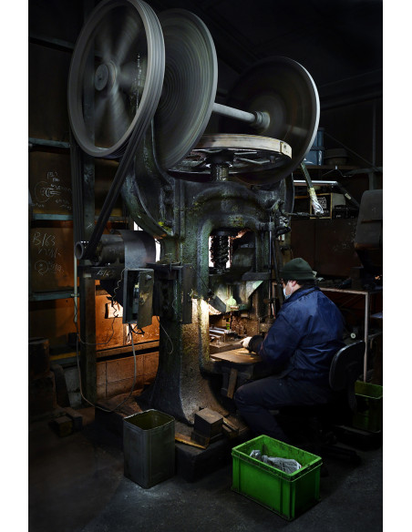 Faucille  japonaise  Takemoto « Kikumatsu »  -  Modèle  1811 - Lame dentelée de 180 mm