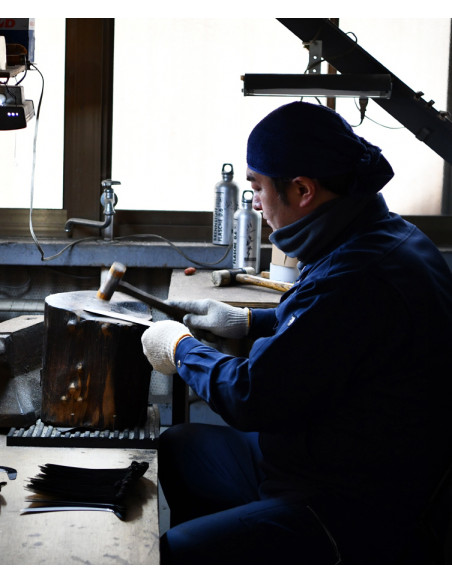 Faucille  japonaise  Takemoto « Kikumatsu »  -  Modèle  1811 - Lame dentelée de 180 mm