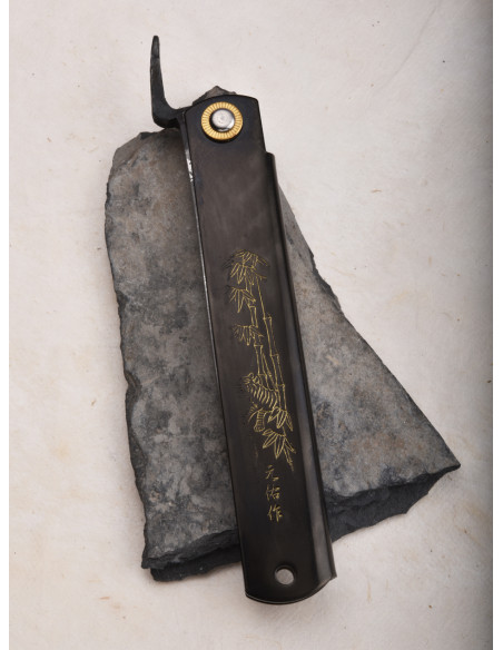 Higonokami Nagao -  Manche  laqué noir "Tiger & Bamboo", lame Suminagashi/damas - Manche 120mm