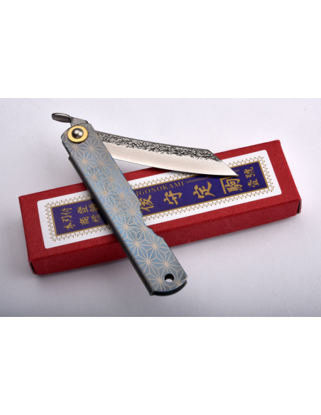 Higonokami Nagao Kanekoma - Manche en titane anodisé et décoré de motifs japonais - lame damas tsuchime